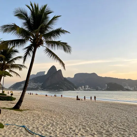 Descubra a Praia de Barra de Guaratiba: Um Paraíso Carioca