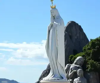Há um pedaço de Fátima no Rio de Janeiro: a CNN Portugal visitou a réplica da Capelinha das Aparições
